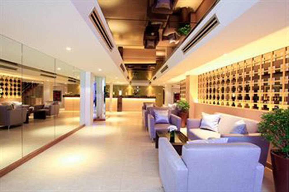 Legacy Hotel Bangkok Sukhumvit Luaran gambar